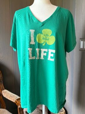 Life Is Good Crusher Vee T-Shirt Shamrock XXL